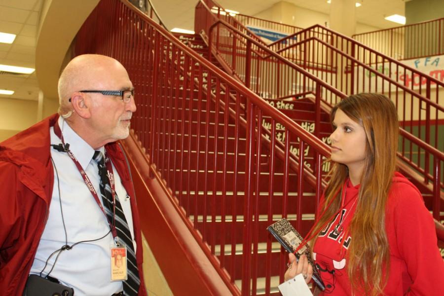 Samantha Petersen meets with Mr. Harcut to discuss H.B. 866. Mr. Harcut disagrees with the bill, saying it should be left up to the authorities.