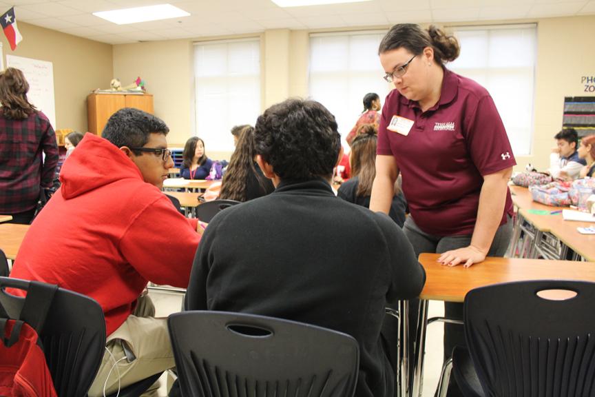 Judson alumni comes back to student teach